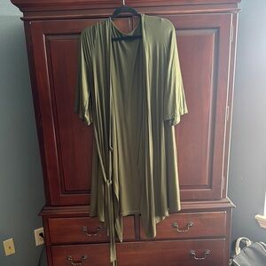 Olive Green Caden Lane Maternity Robe